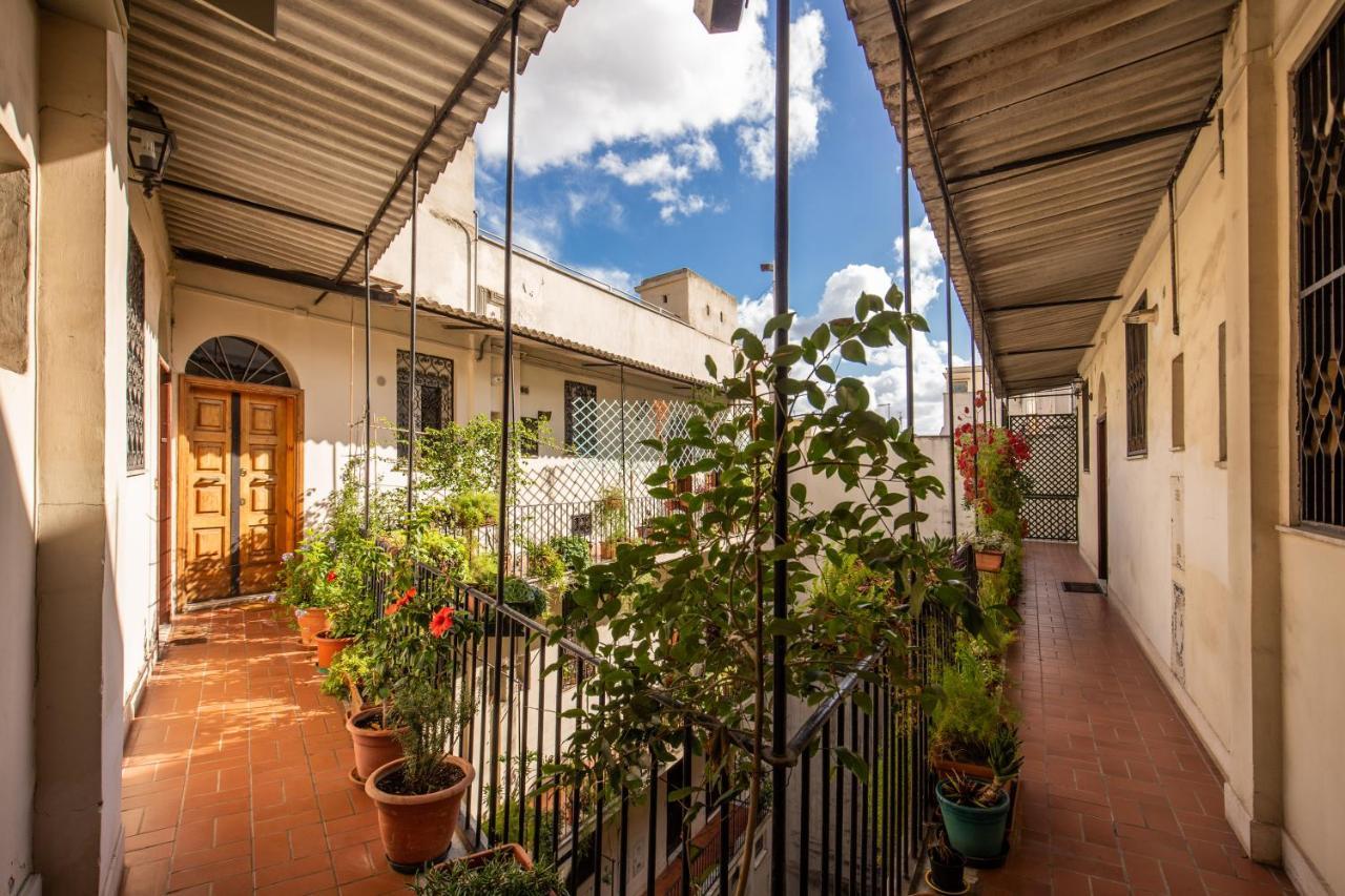 Trastevere - Stylish Good Vibes Apartment Рим Екстериор снимка